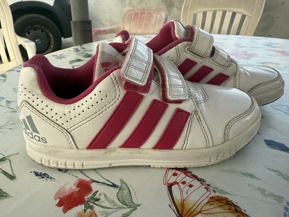 Маратонки Adidas