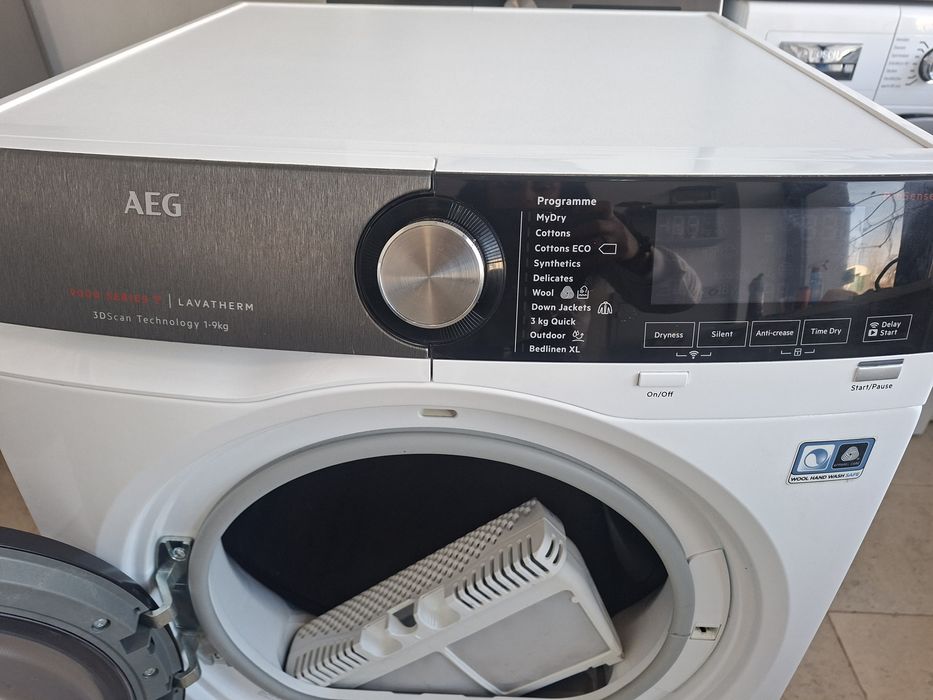 Сушилня AEG 9000 Series
