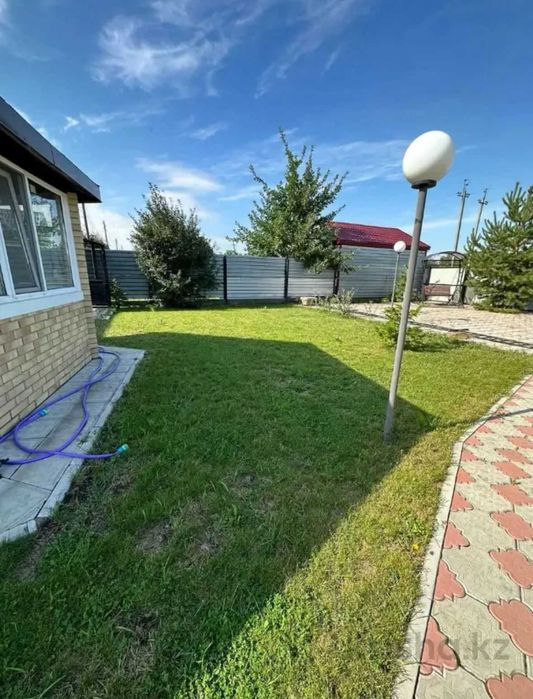 благоустроенный коттедж в черте города