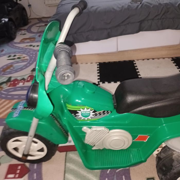 Моторче детско  на ботерия