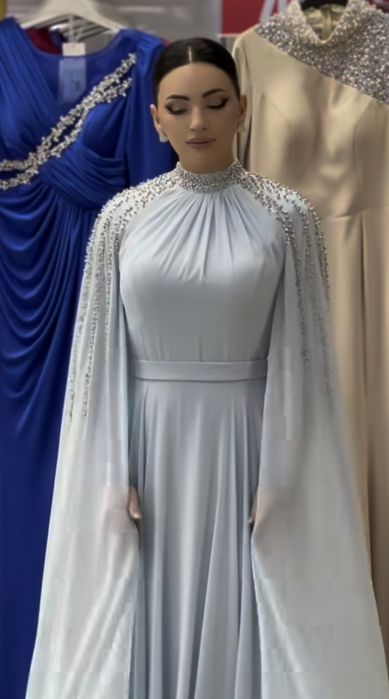 Вечернее платье  в пол