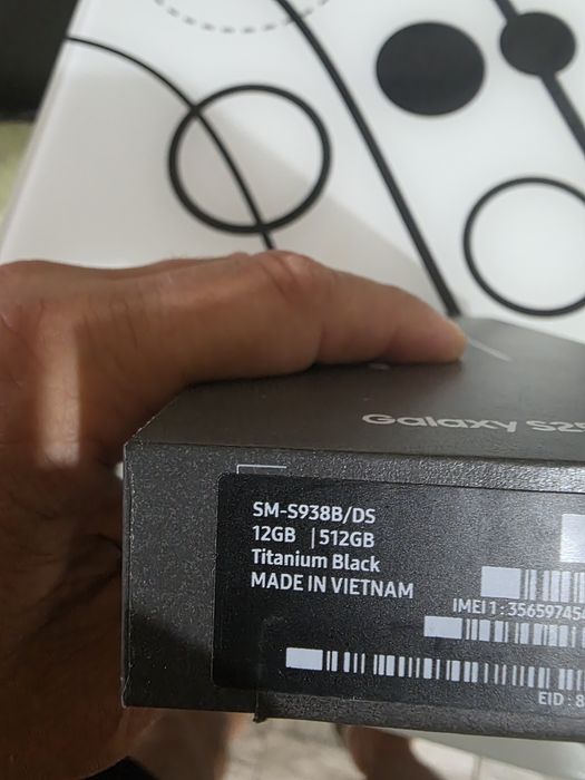 Samsung s25 ultra model top 12/512 GB în garanție