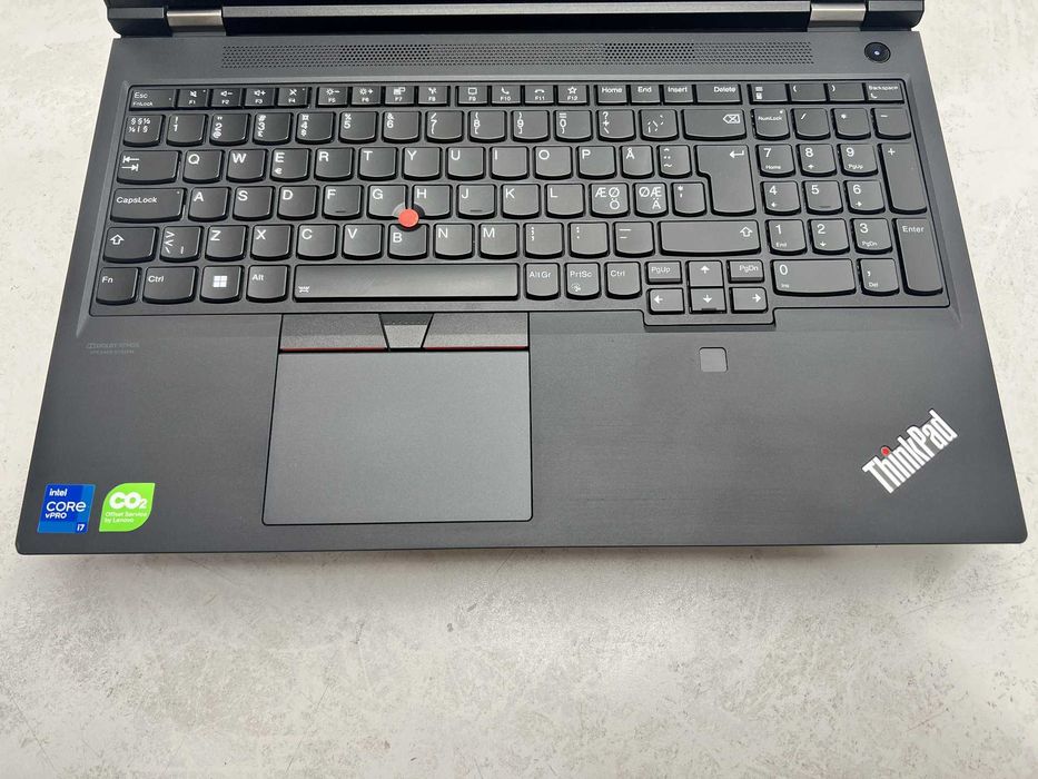 реновиран Mobile Workstation Lenovo Thinkpad P15 G2 15.6" i7-11850H 32GB 510GB клас А с Гаранция