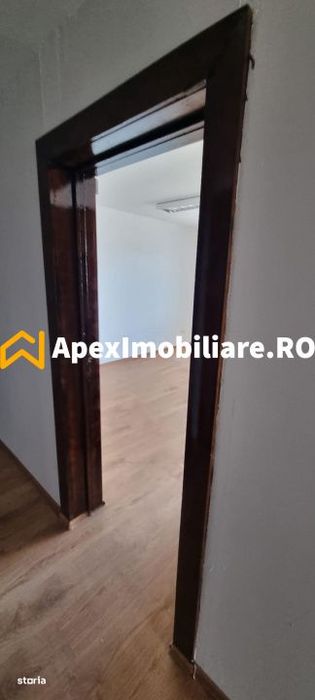 Hala Industriala Vest Ploiesti 550 mp + Birouri | Parcare 20 auto | Ac