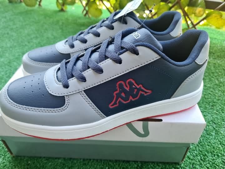 Чисто НОВИ Kappa 38номер 
Оригинални в кутия
ТОП Оферта 39,90лв.