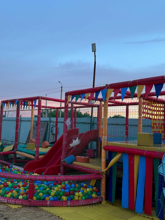 Бассейн, Горки Развлекательный комплекс