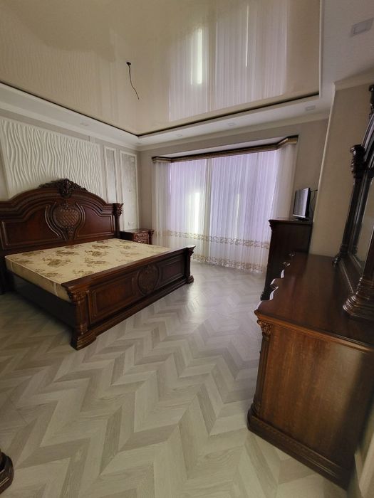 Bez makler Yangi bozor parkentskie bozordan 10 minut yol