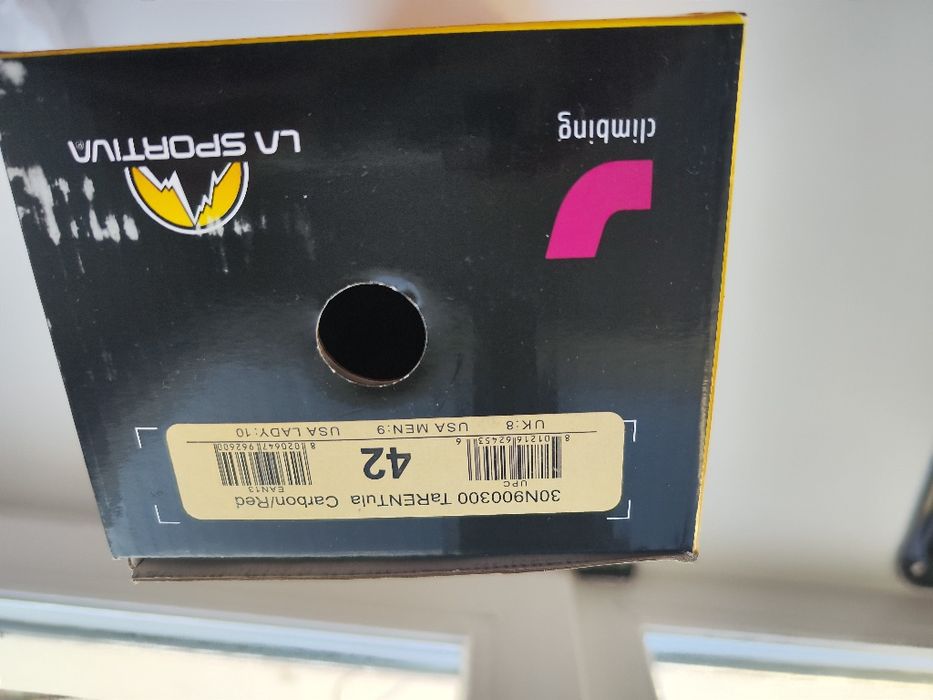 Продам новые скальники 42 размер
