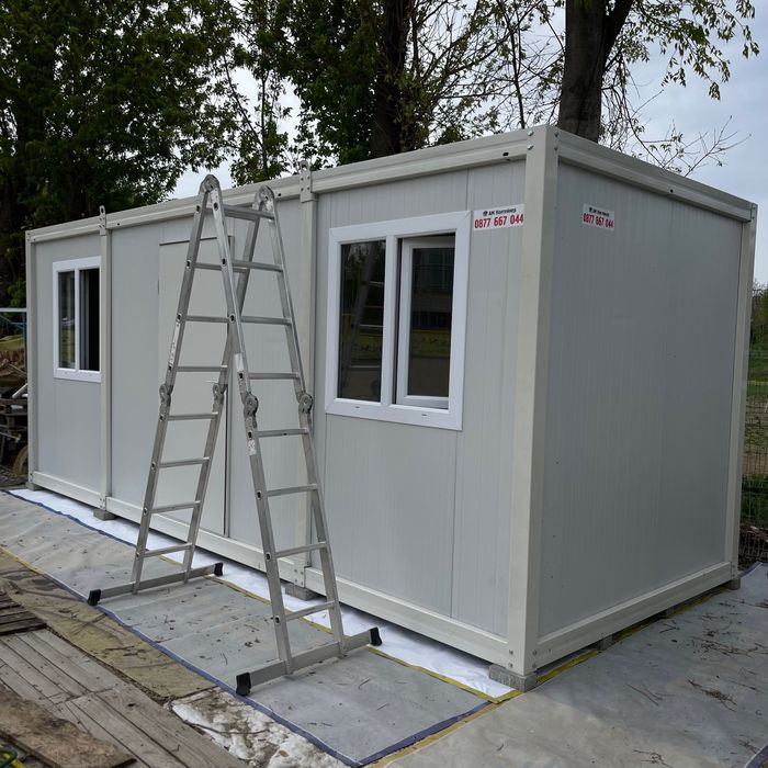 Фургон Контейнер за живеене Модулен павилион Сглобяема къща Наличности