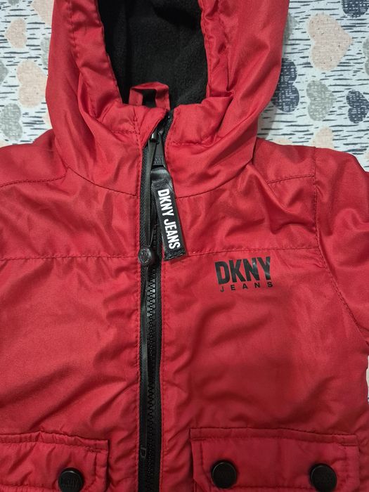 Vând geaca de primăvară unisex