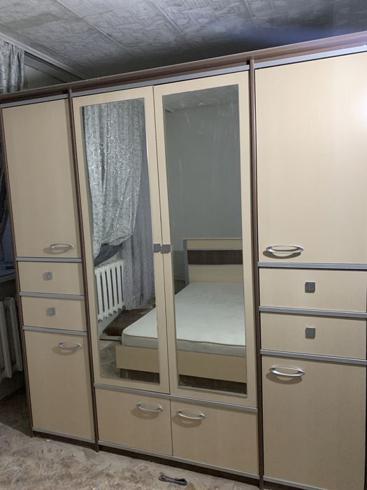 Спальный гарнитур