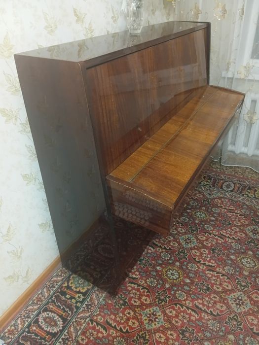 Продажа музыкальных инструментов