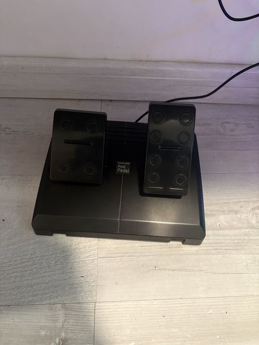 Vand volan myria sau schimb cu ps/xbox plus diferenta daca este nevoie