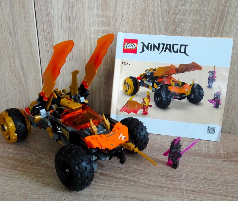 LEGO Ninjago 71769 – Лего Нинджаго – Драконовият джип на Коул