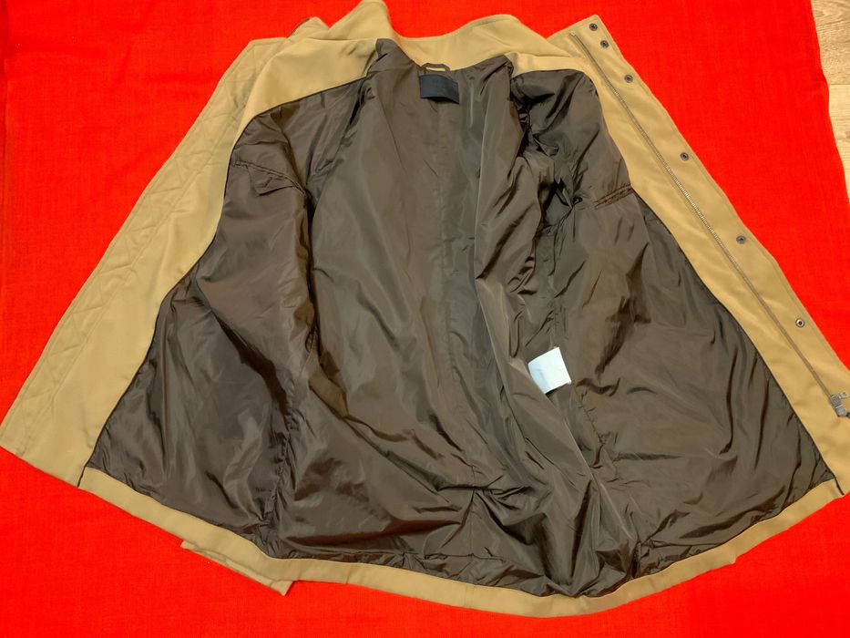 Prada-оригинално,палто 54 хл