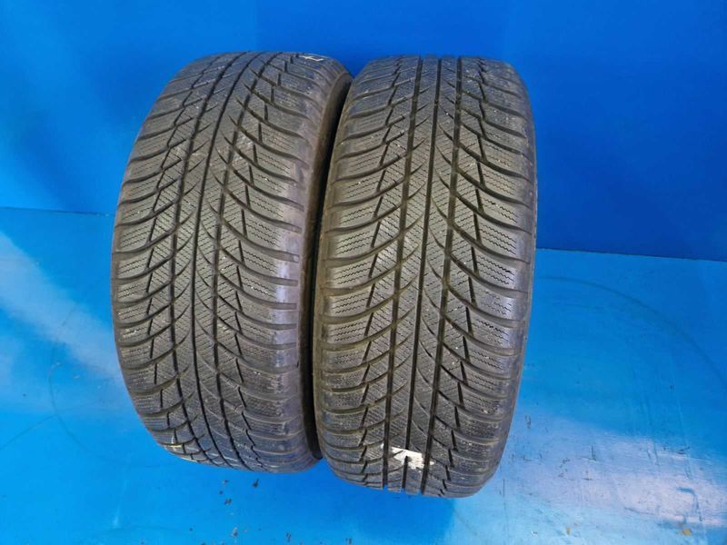 2 Bridgestone R17 215/55
зимни гуми DOT1317
