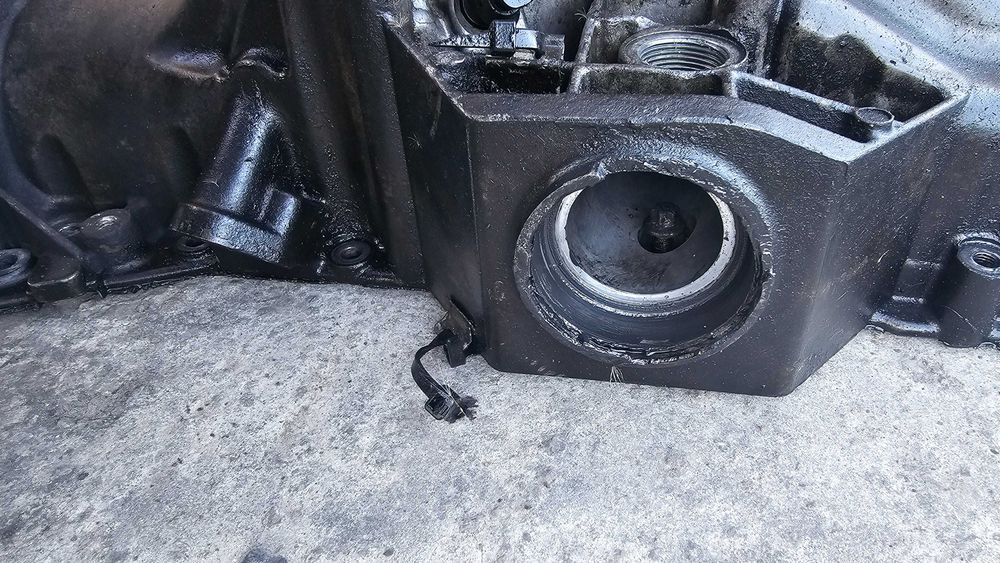 Baie ulei motor 3.0 Mercedes OM642 W221 S320 4matic W222 S350 V6