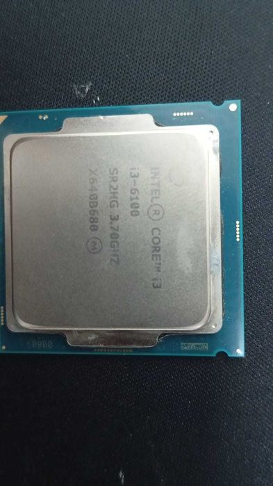 Процессор Intel i3-6100