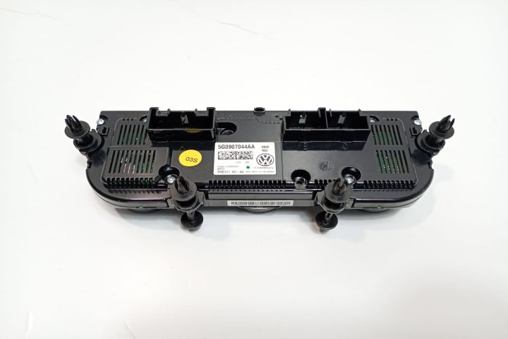 Panou  comanda ac 5G0907044AA Volkswagen VW Passat B8 seria