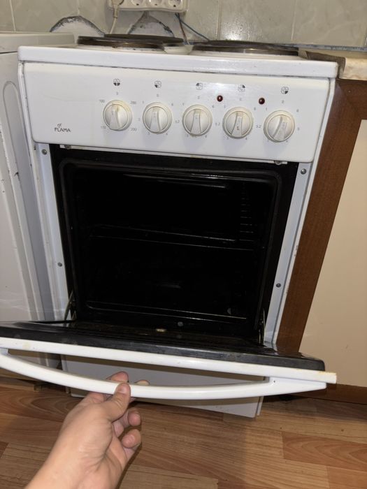 Электроплита продам срочно