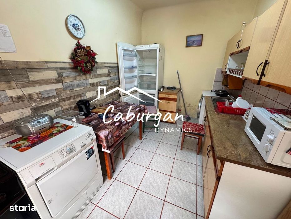 Apartament 2 camere, 77 mp utili,  gradina de 30 mp - Zona Centrala