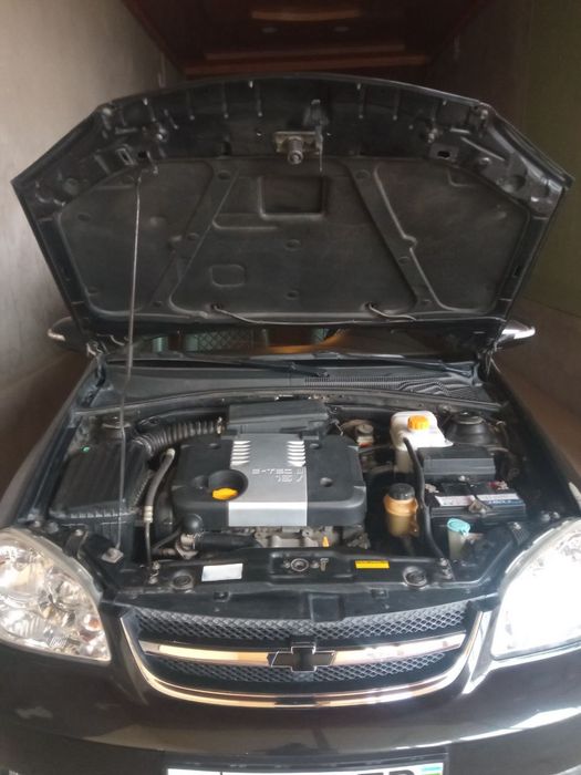 Holati ideal mazza qilib minadigan mashina