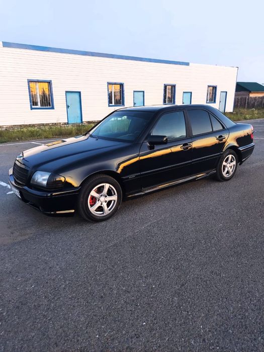 Бампер на мерседес 202 w202