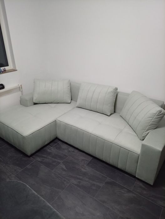 Vând colțar sufragerie extensibil