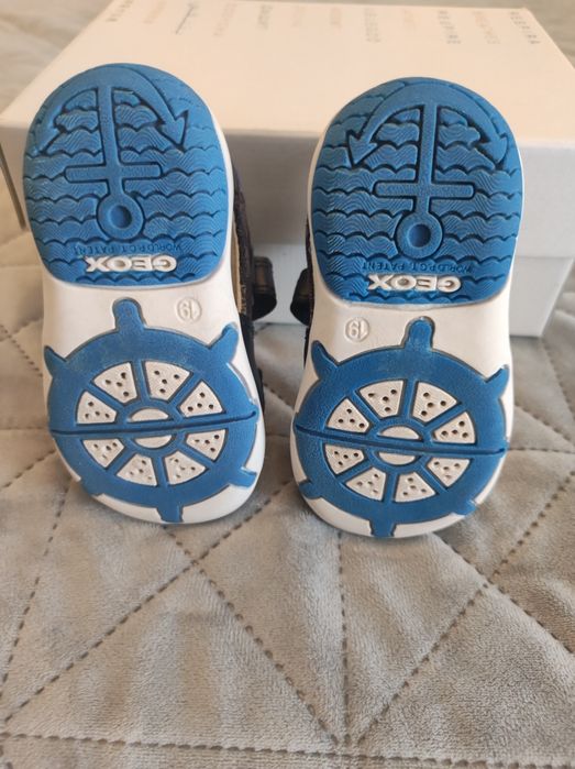 Детски сандали Geox