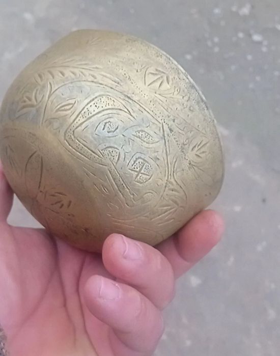 Qadimgi piyolalar antikvar kolleksiya