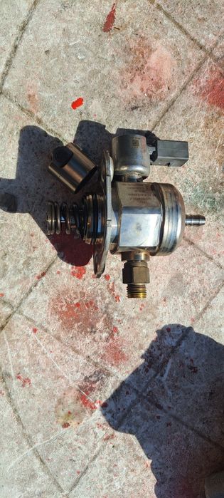 Pompa inalta 18 tsi motor BZB cod 06H 127 025 K