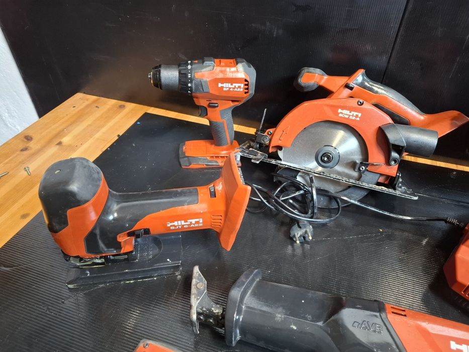 Hilti set sau Separat