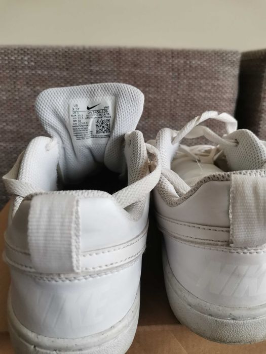 Маратонки Adidas, Nike и апрески 35 и 36