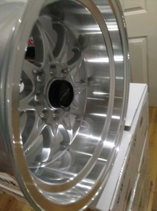 Нови Алуминиеви Джанти 15x9J 4x100 и 4x108 Японски с голям борд, берт