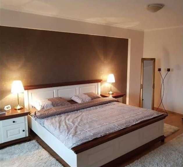 Set mobila dormitor din lemn masiv Bucovina 140-4, alb+miere