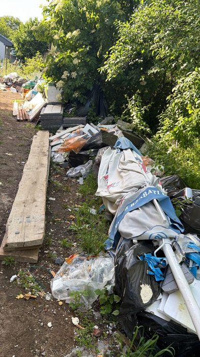 Ridic saci cu moloz din constructii