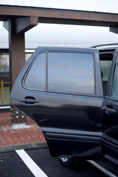 Usa stanga dreapta fata spate Mercedes ML W163 neagra turbo injector