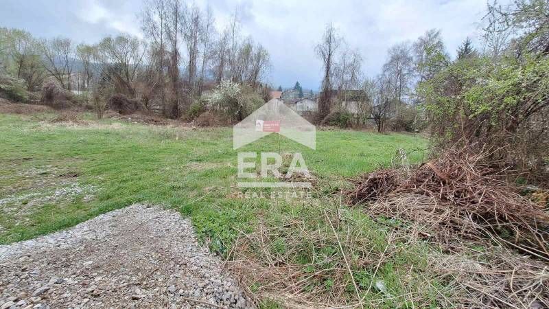 Продава се Парцел в с. Владая, Област София-град - 2060 кв.м за 140 €/кв.м - Снимка #1