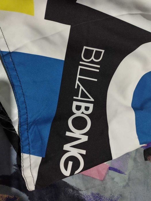 Уникален Сърф комплект Billabong - шорти/бански, плажна блуза, раница, джапанки, суитчър
