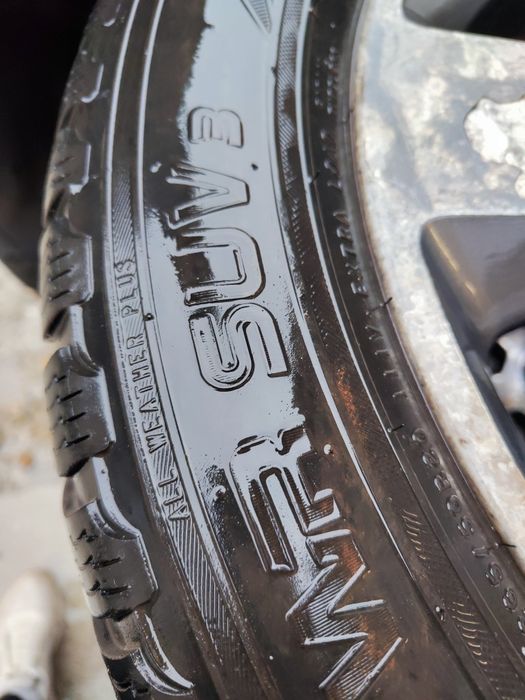 4 бр зимни 265/50/20 Nokian
