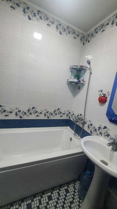 Урганч шахар 4 микрорайон 4 хона. Сотаман