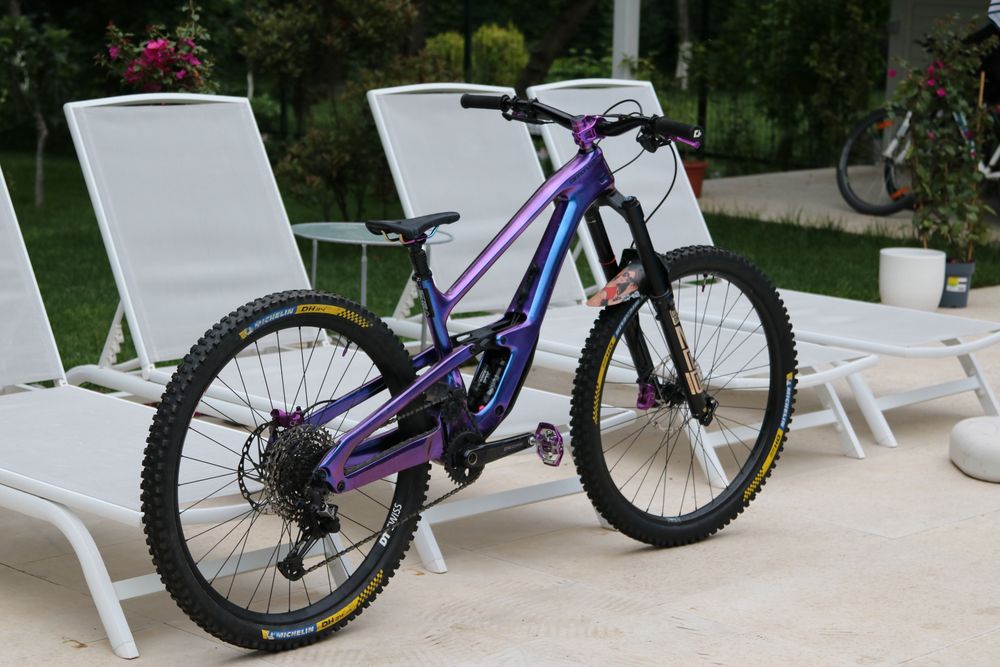 Bicicleta Cannondale jekyll CUSTOM
