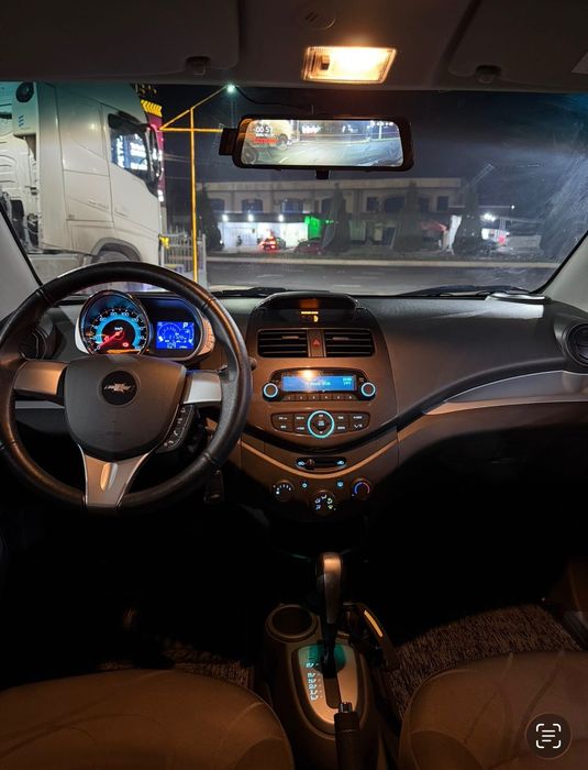 Продам чёрные Spark