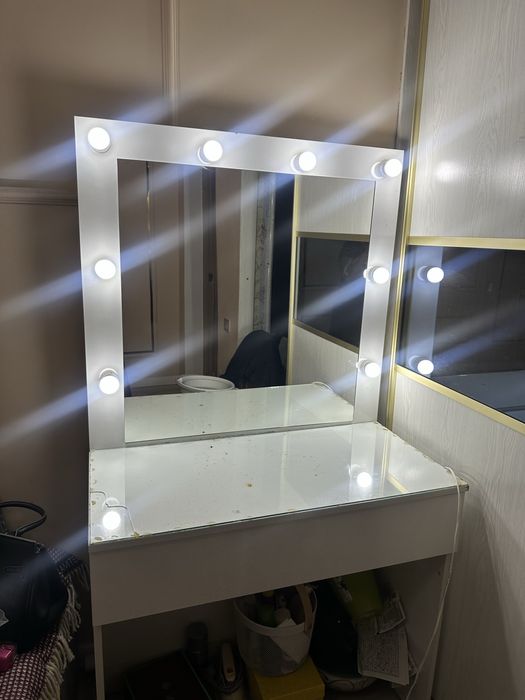 Туалетный столик