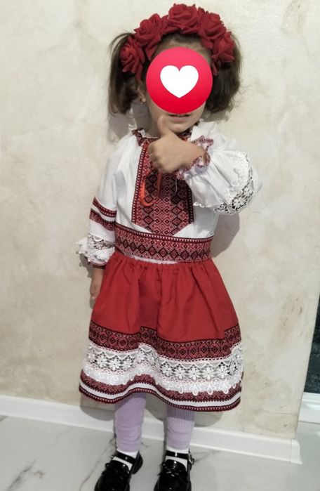 Vând ie de fetiță