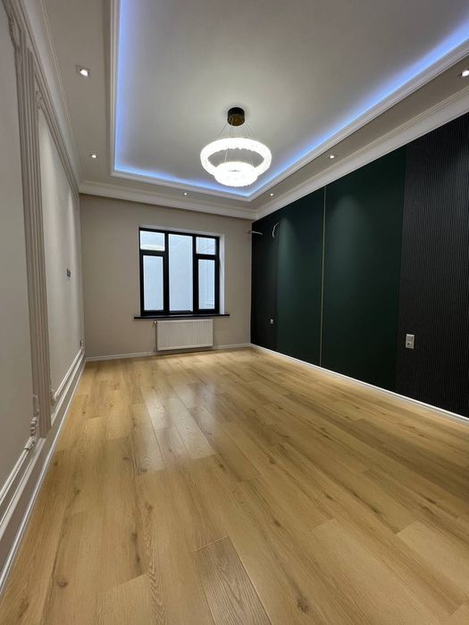 Продам евро дом Мирзо-Улугбекский районе Циалковском 2 сотки 3 уровня