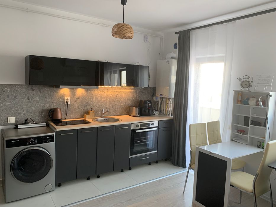 Garsoniera 31 mp ( include balcon 4mp), Bragadiru Raza int CB