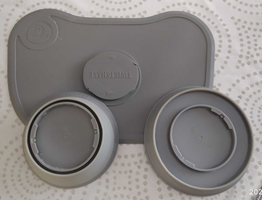 Набор силиконовой посуды для малыша