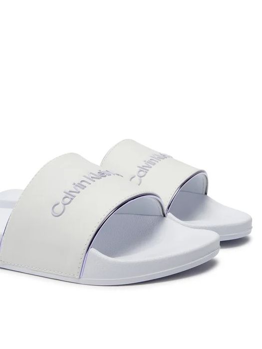 Чехли Calvin Klein