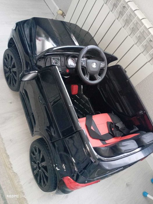 Машина детская электромобиль